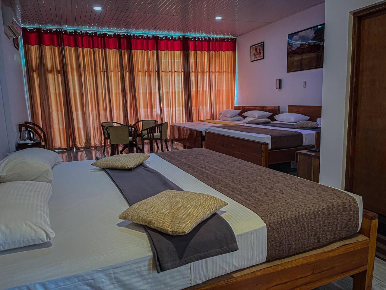 Acme Grand Hotel Habarana Bagian luar foto